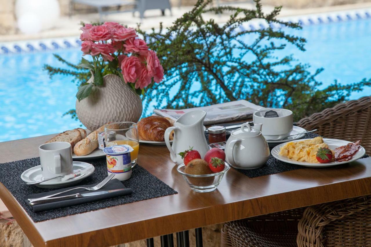 Hotel Le Relais Du Touron Carsac-Aillac Ngoại thất bức ảnh